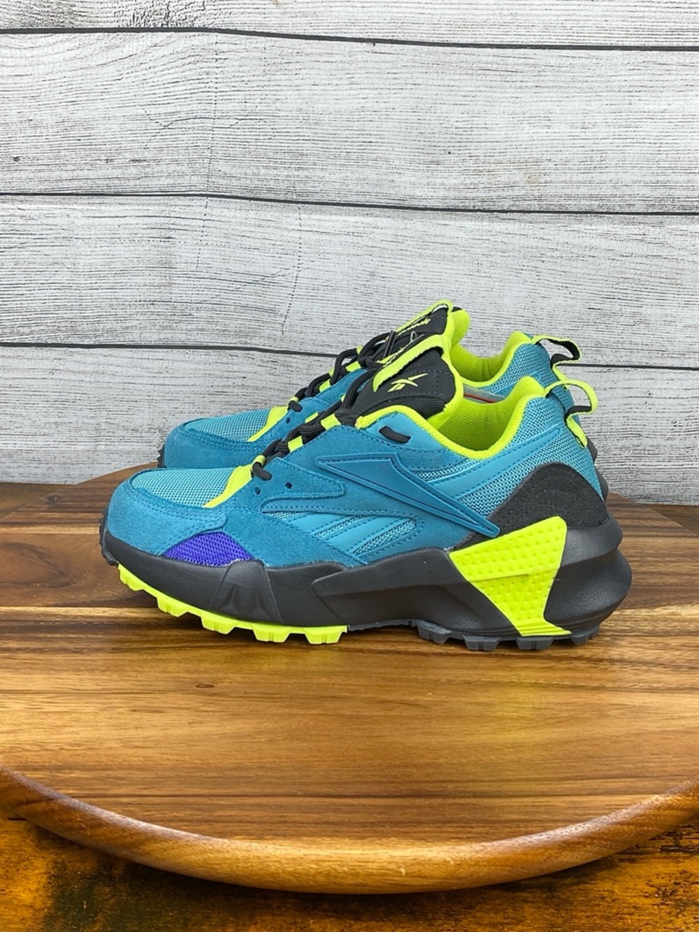 NEW Reebok Aztrek Double Mix Trail Hiking Shoe EG8907 Women’s Sneaker Size 7.5